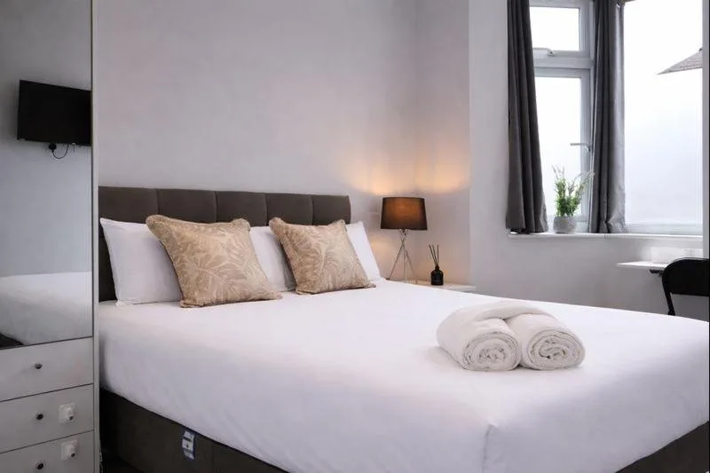 Walton Suites