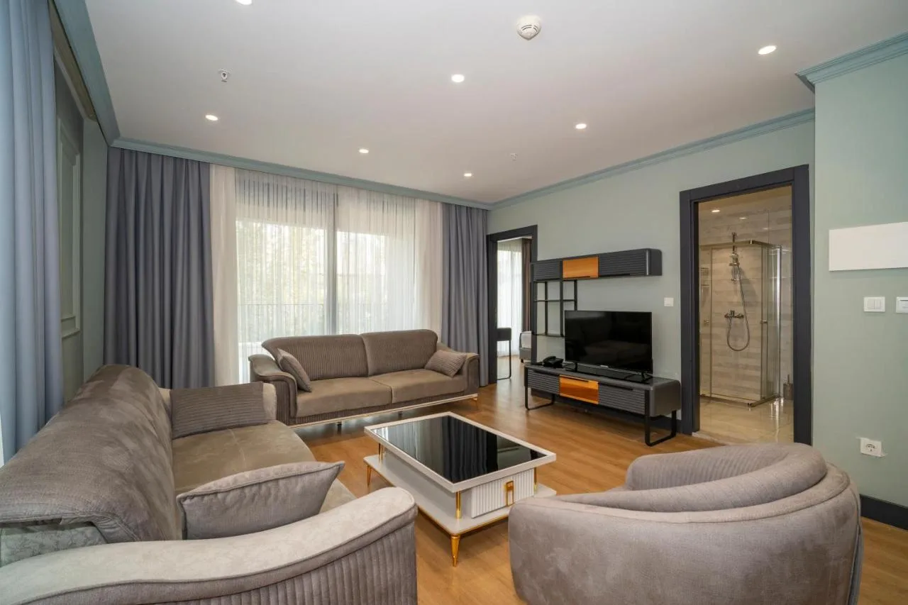 Rusel Park Residence