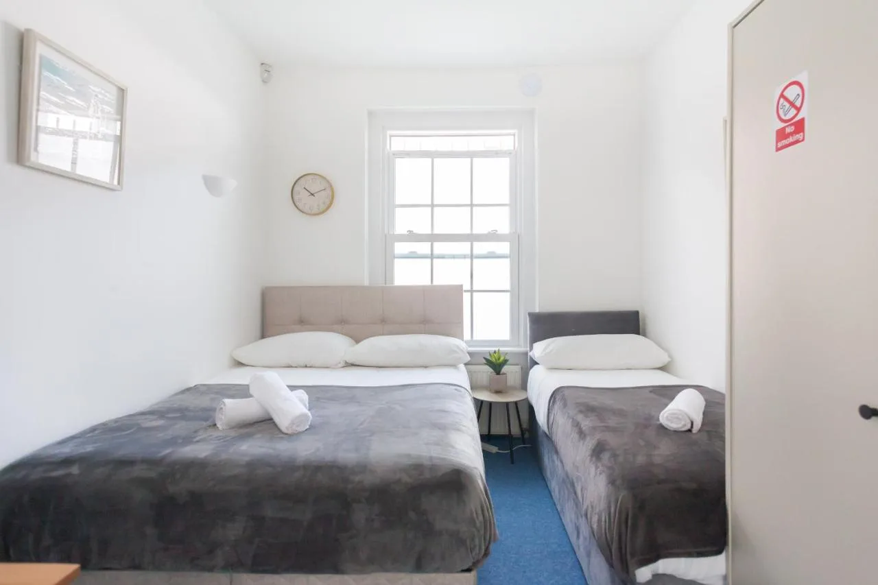 London Central Suite – Comfortable Rooms