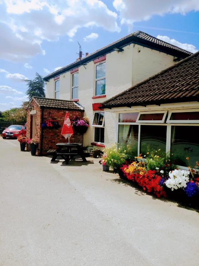 Fox and Hounds Country Inn