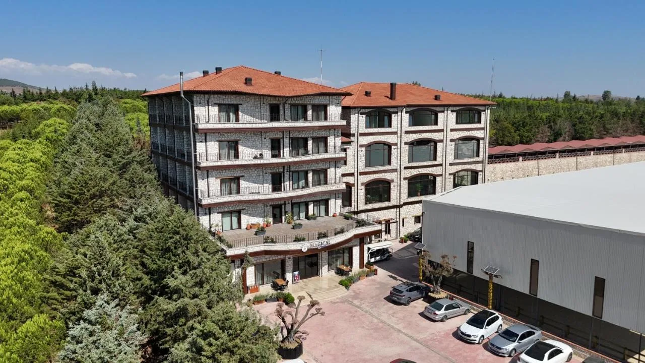 Magical House Hotel