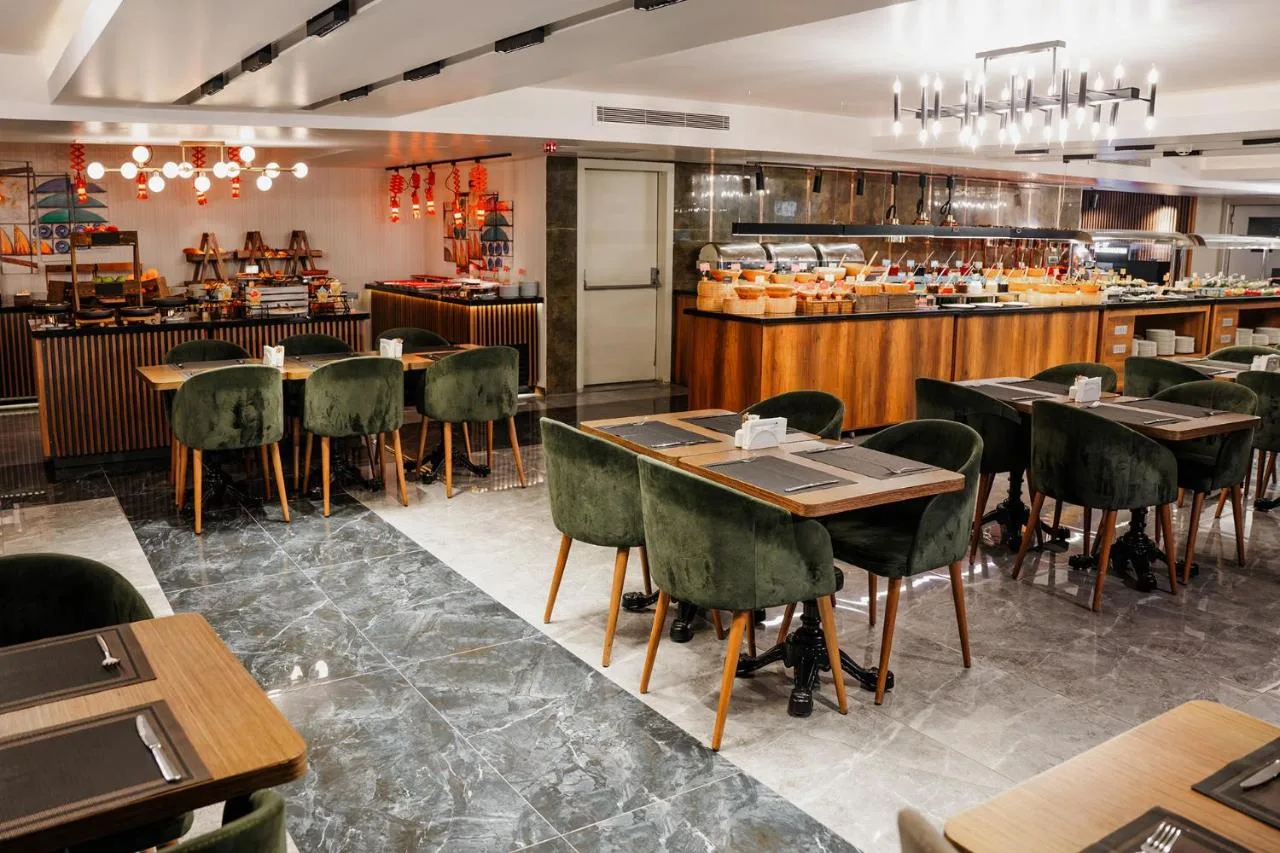 Charma Luxury Hotel by Puriffs