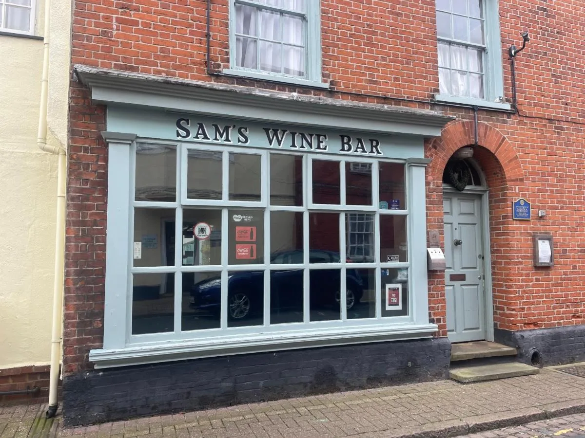 Sams Wine Bar Harwich ltd