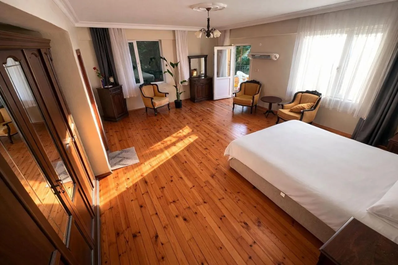 Nature Gate Airport Hotel