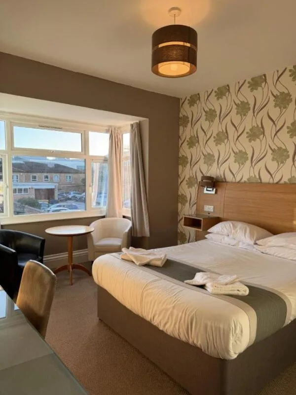 The Avenue Hotel