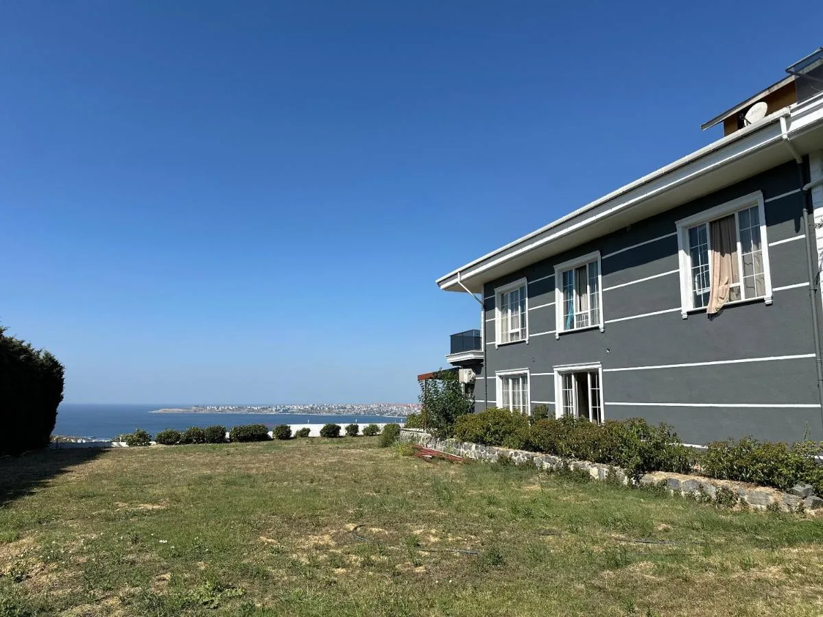 Sunset Hill Hotel