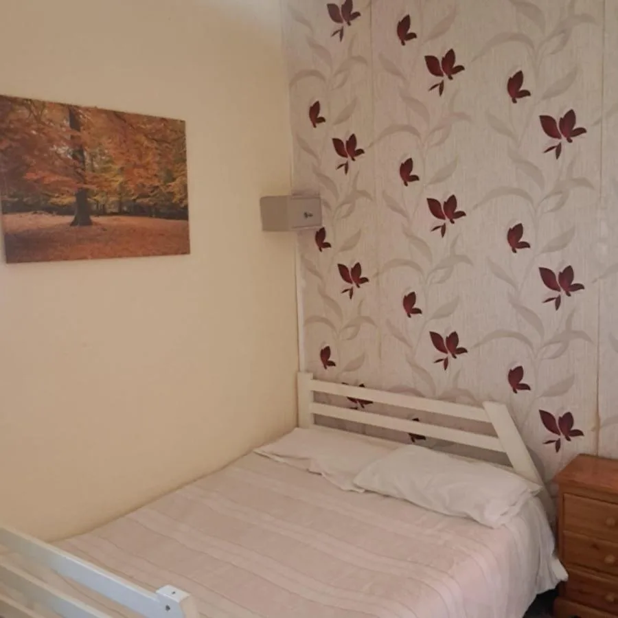 New Hawkes Hotel