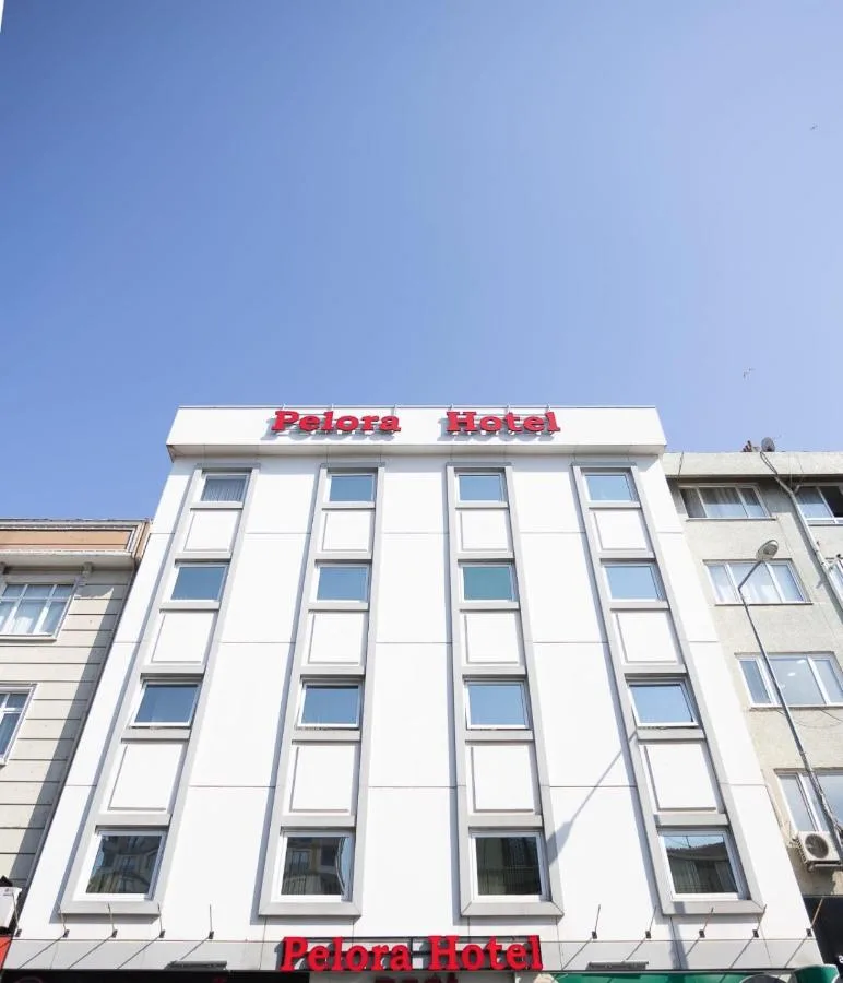 Pelora Hotel