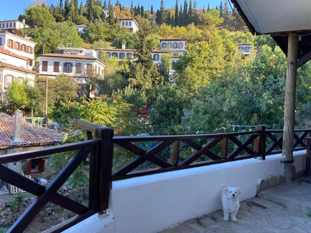 Şirince Begonvil Butik Otel Pansiyon