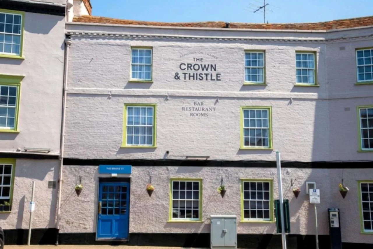 The Crown & Thistle, Abingdon, Oxfordshire – Acorn Pubs