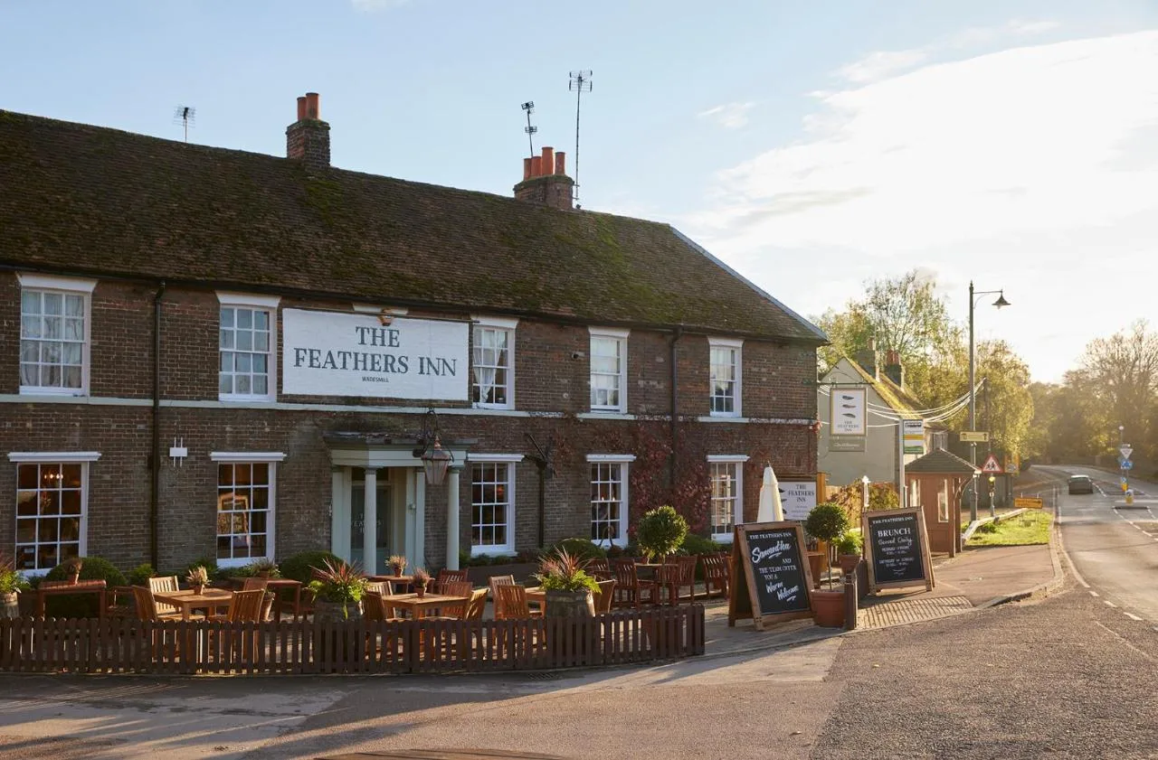 Feathers by Chef & Brewer Collection