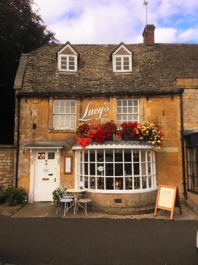 Lucy’s Tearoom B&B