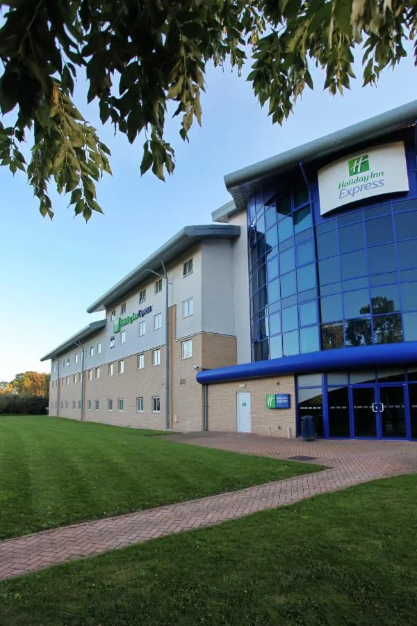 Holiday Inn Express Southampton – M27, J7 by IHG