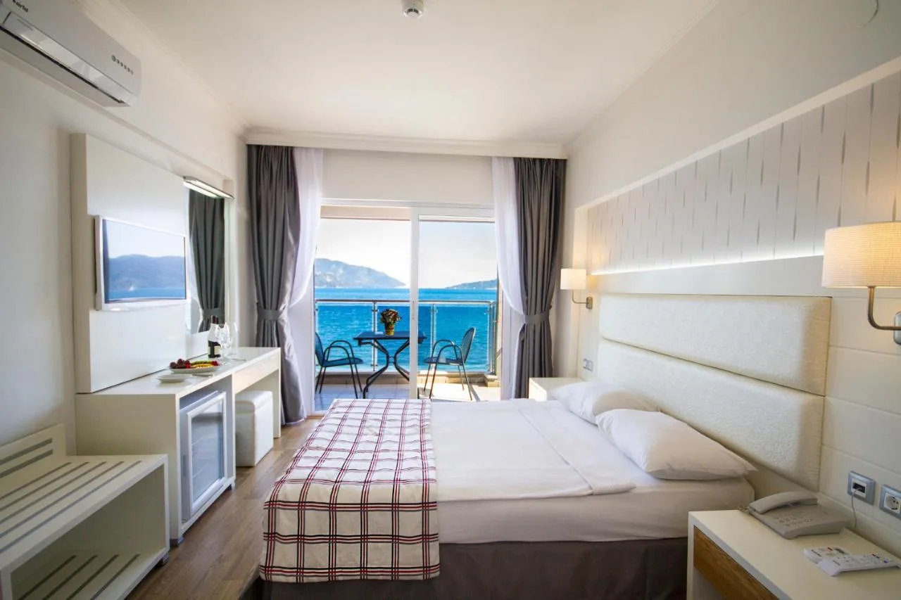 Yunus Beach Hotel