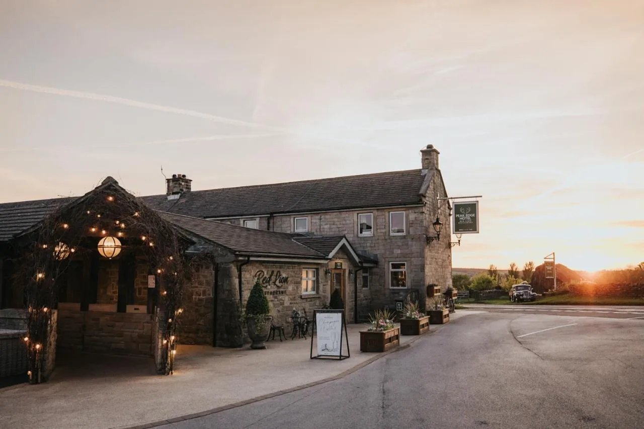Peak Edge Hotel