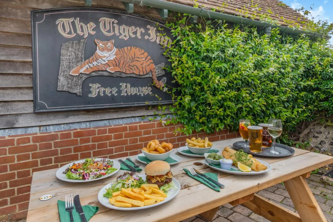 Tiger Inn – Grace