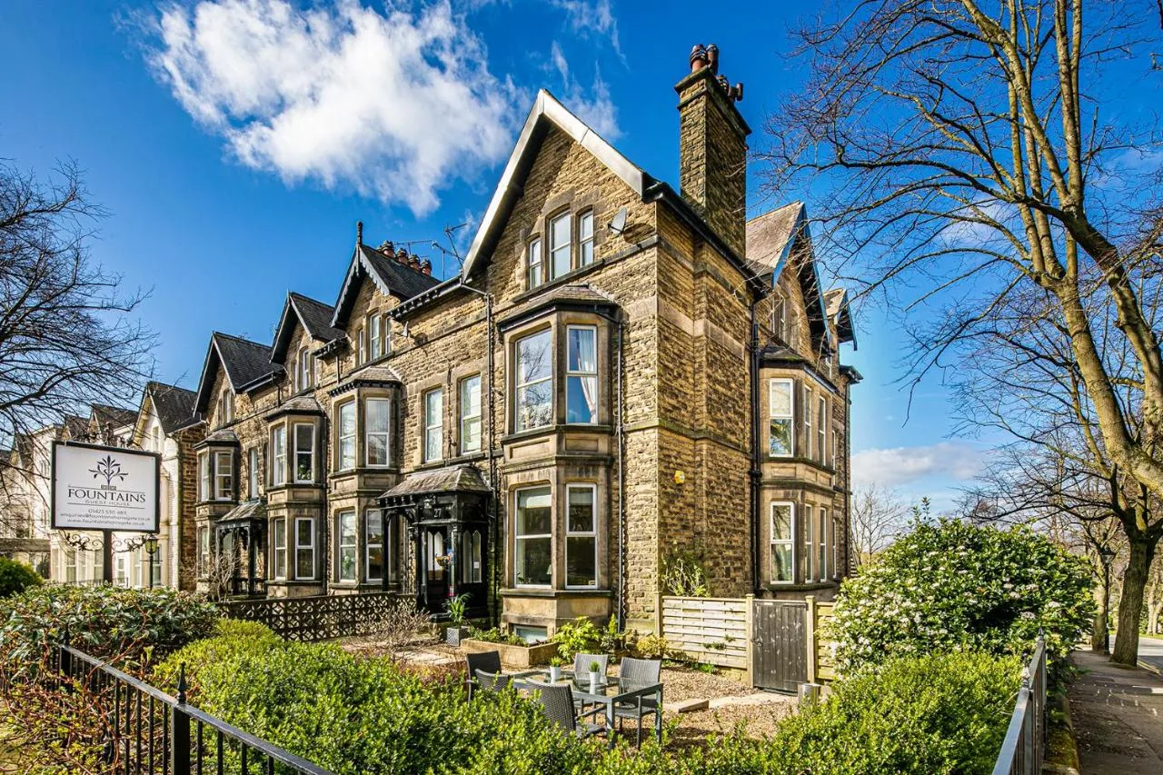 Fountains Guest House – Harrogate Stays with FREE PARKING