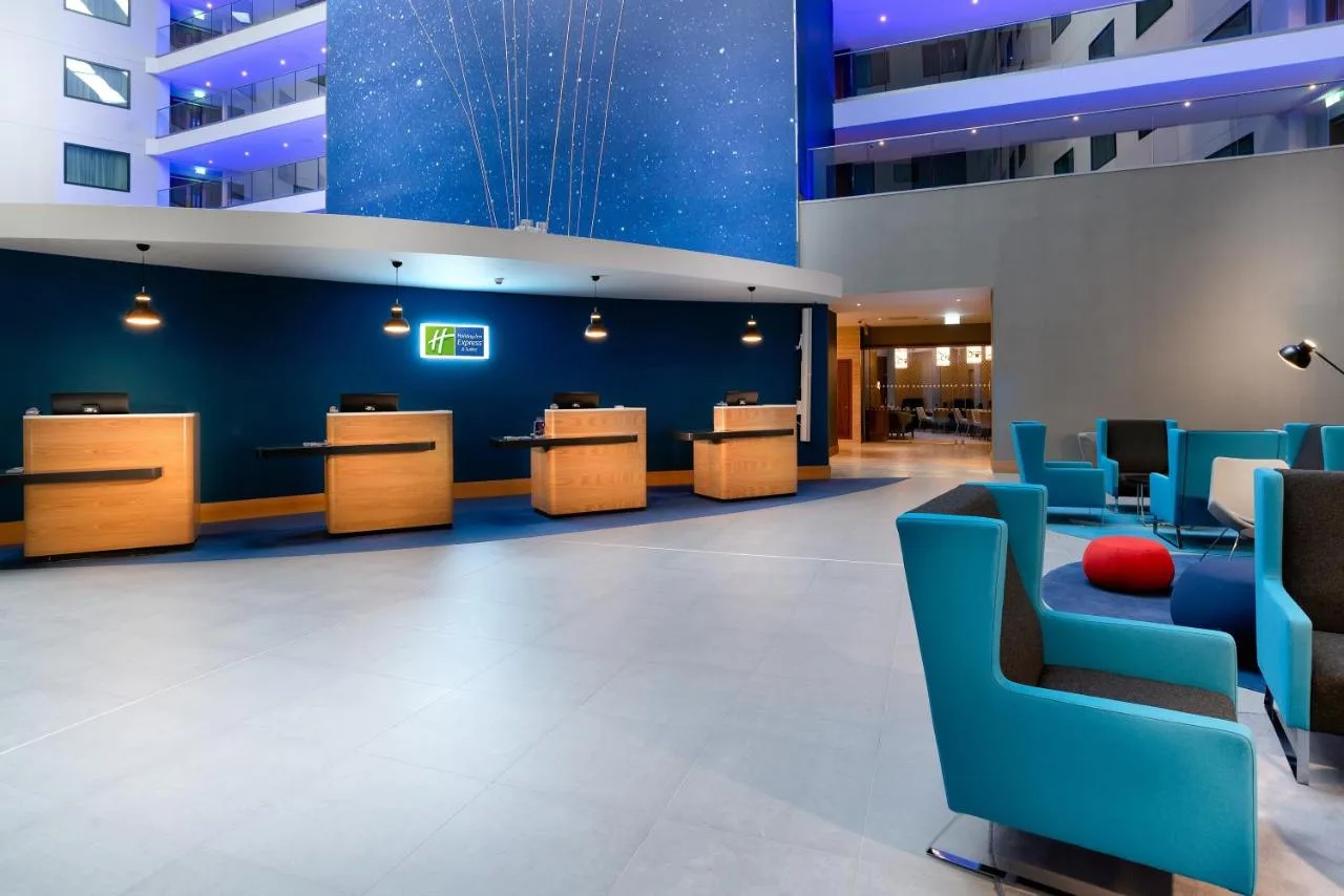 Holiday Inn Express – London Heathrow T4 by IHG
