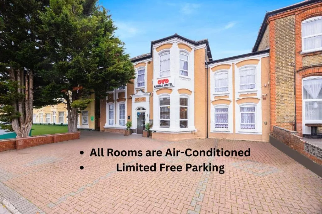Arinza Hotel, London Ilford