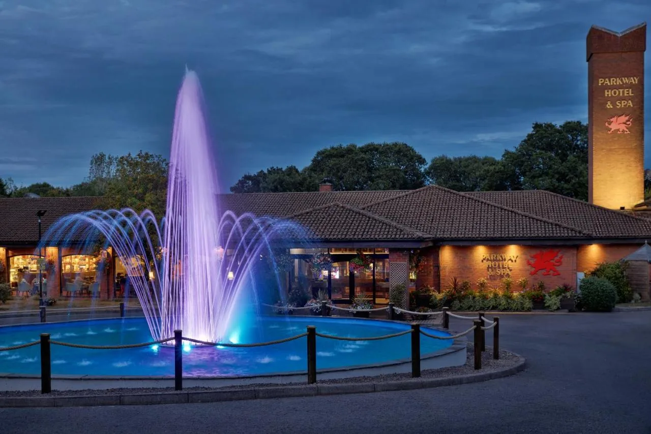 Parkway Hotel & Spa