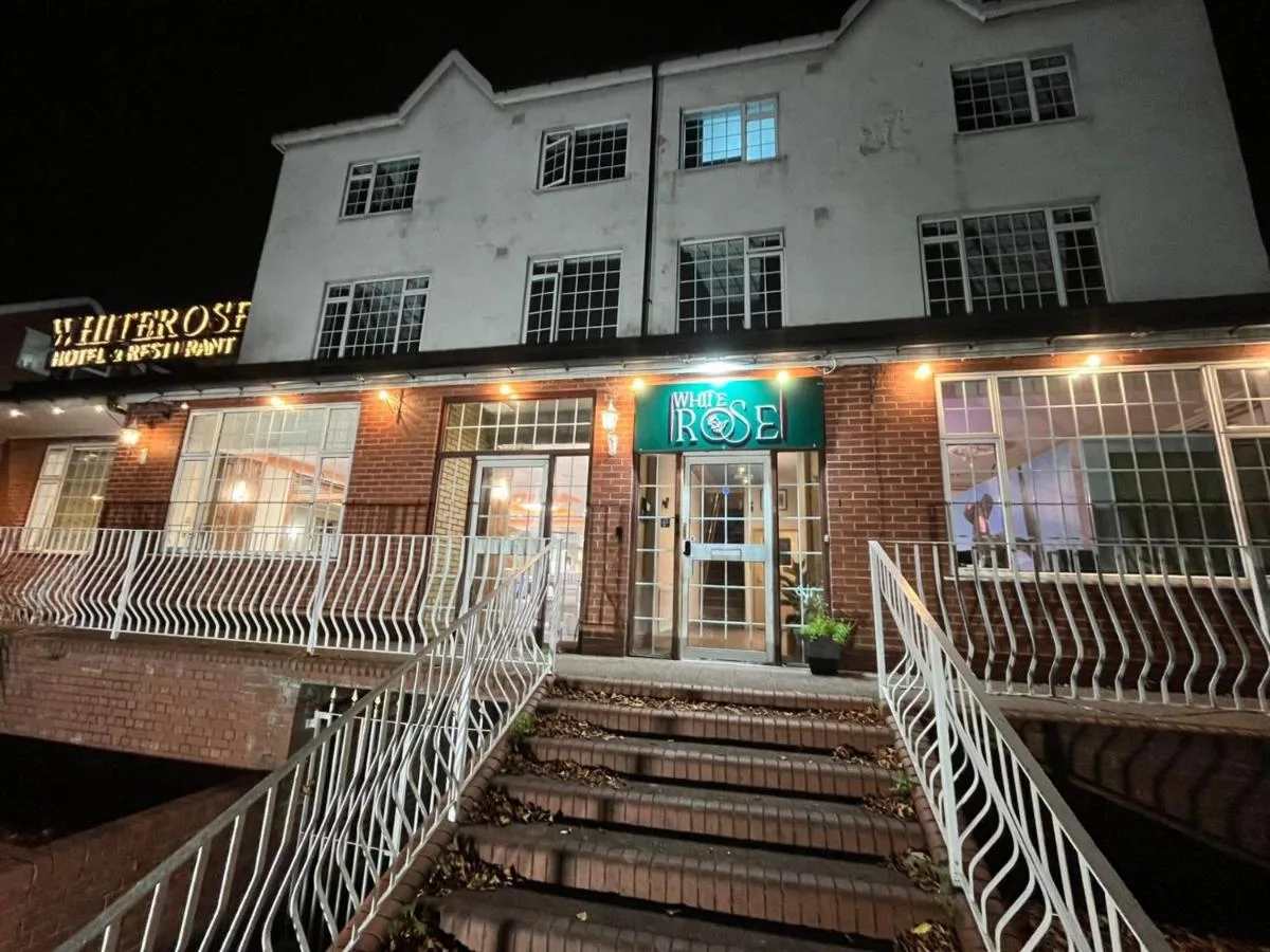 White Rose Hotel & Restaurant – Leeds
