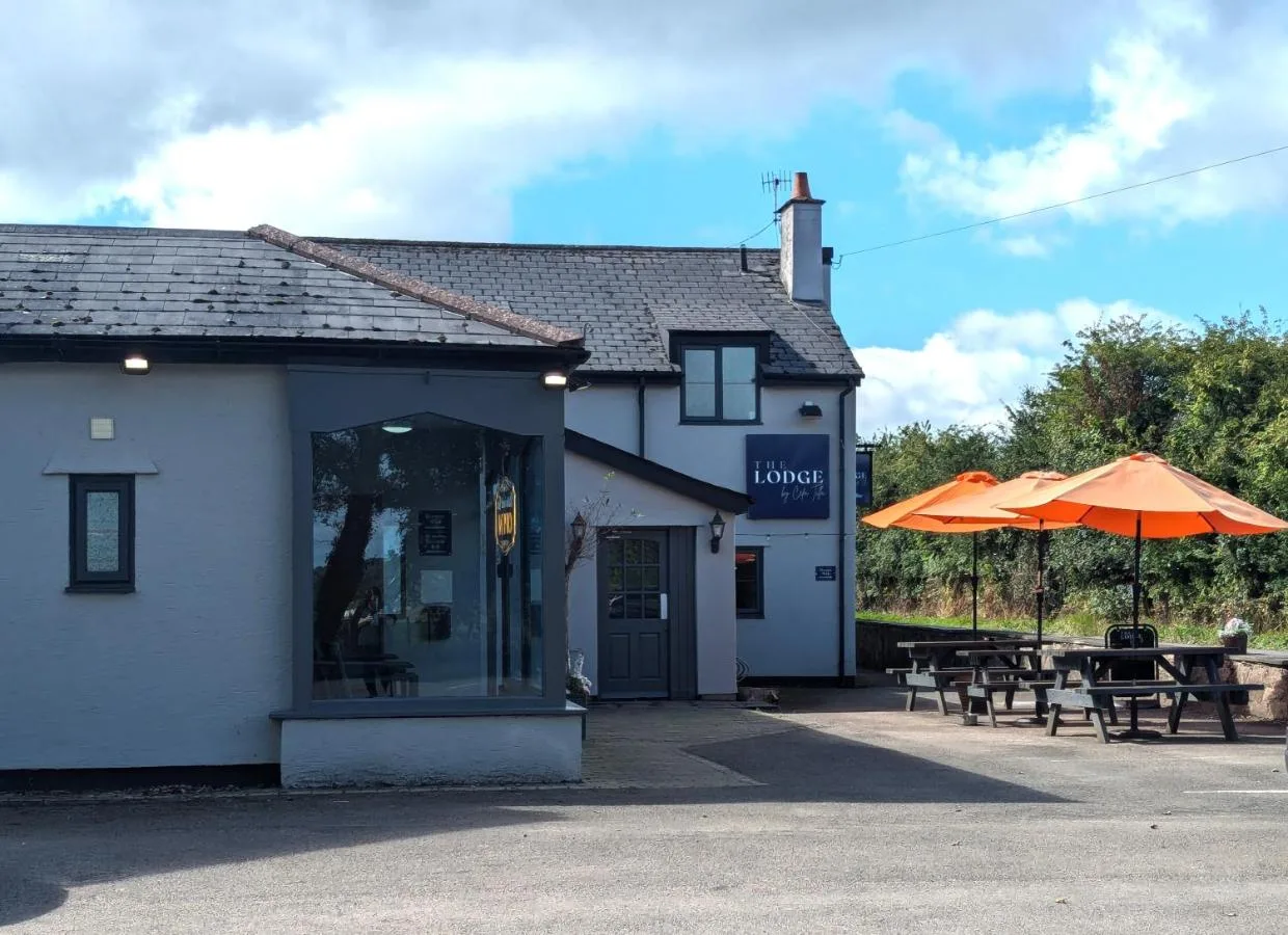 The Lodge by Cefn Tilla