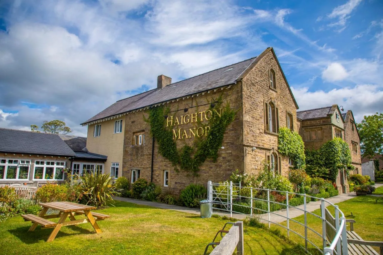 Haighton Manor – Brunning and Price