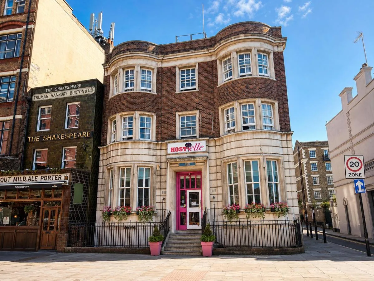 Hostelle – women only hostel London