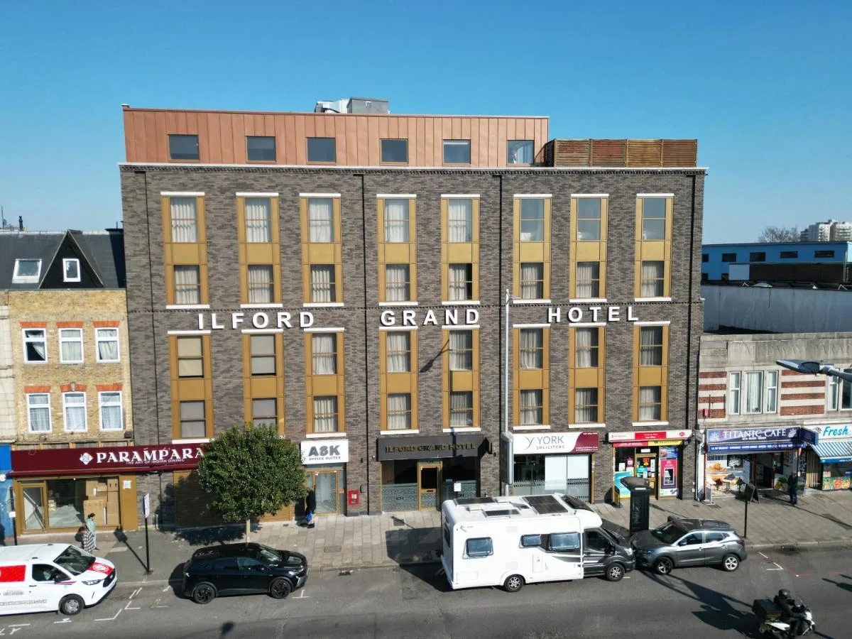 Ilford Grand Hotel