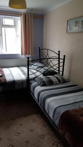 Triple Room with Shared Bathroom