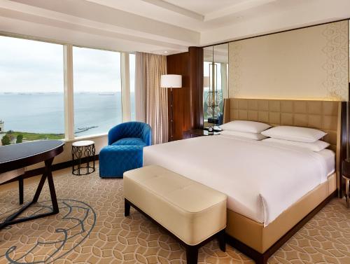 King Room with Sea View - Club Access