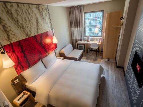 Standard Room with 1 Double Bed