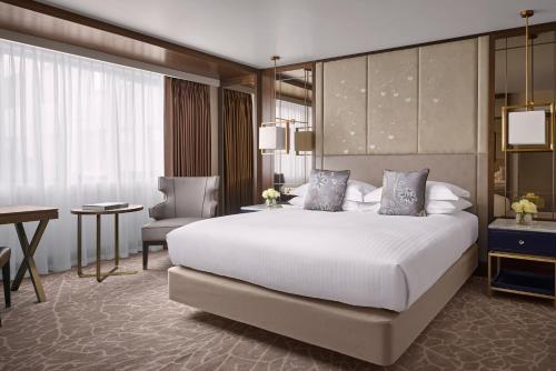 Rahat King Oda - Mayfair Katı