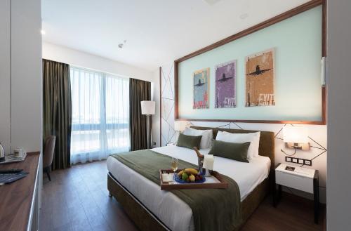 Deluxe Double or Twin Room