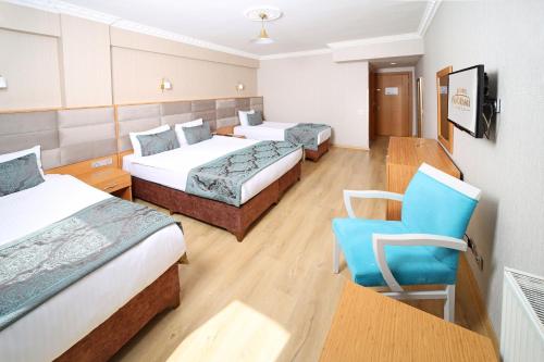 Deluxe Triple Room - Sea View