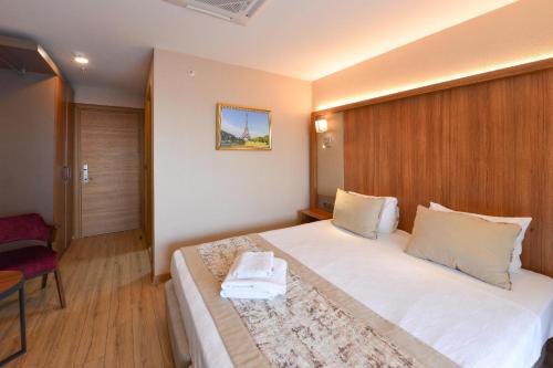 Standart Çift Kişilik Oda