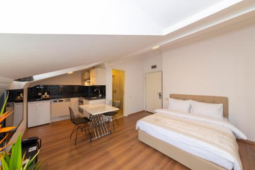 Terrace Room