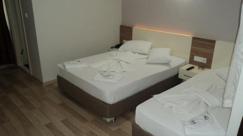 Üç Kişilik Oda