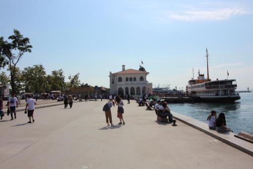 Büyük Çift Kişilik Oda
