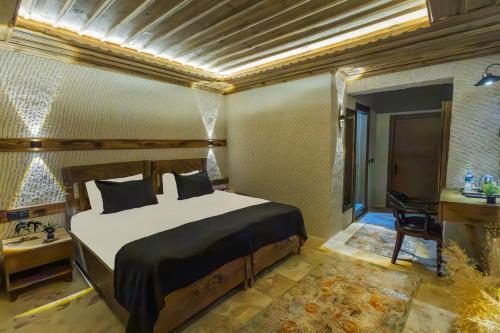 Underground Room