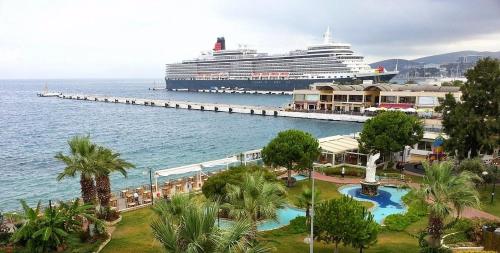 Standart Çift Kişilik veya İki Yataklı Oda - Deniz Manzaralı