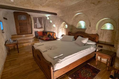 Deluxe Double Room with Bath