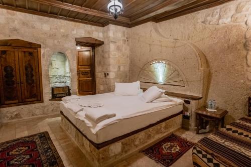Deluxe Double Room with Bath