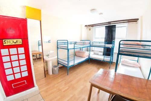Bed in 6-Bed Mixed Dormitory Room