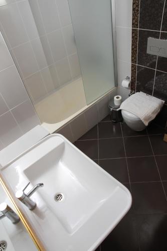 Standart Çift Kişilik Oda - Deniz Manzaralı