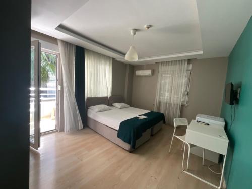 Suite with Balcony