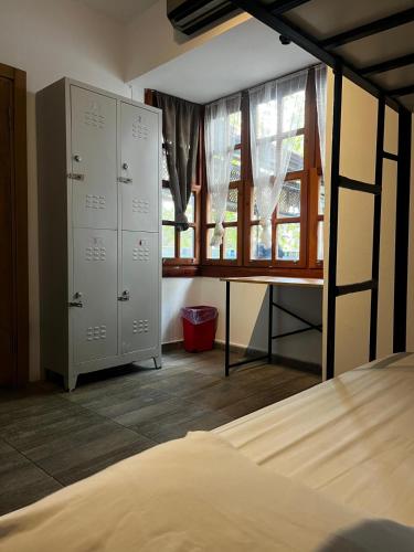 Bed in 4-Bed Mixed Dormitory Room