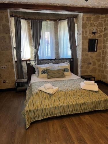 King Room with Spa Bath