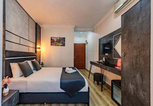 Deluxe Çift Kişilik Oda