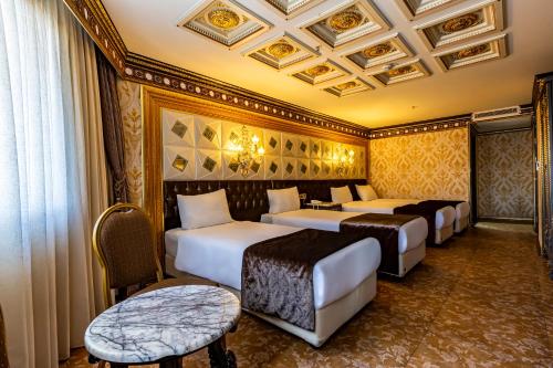 Deluxe Quadruple Room